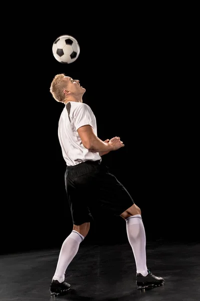 Fußballer mit Ball — Stockfoto