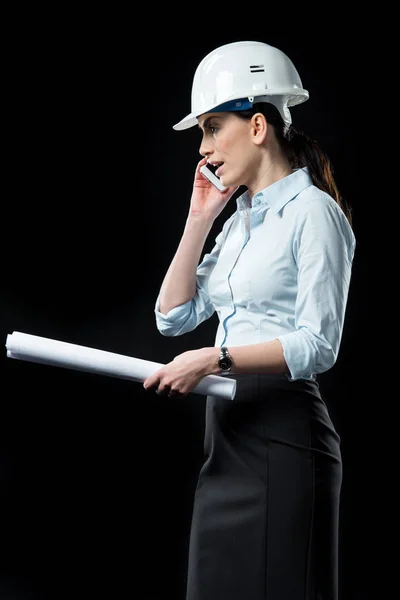 Architecte féminine dans le casque — Photo de stock