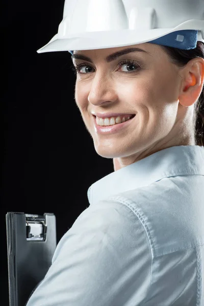 Architecte féminine dans le casque — Photo de stock