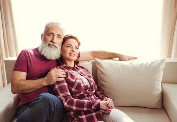 Glückliches reifes Paar — Stockfoto