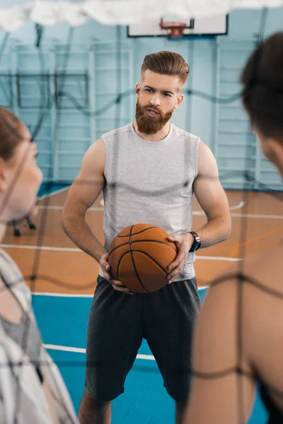 Sporty young people — Stock Photo