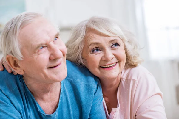 Schönes Seniorenpaar — Stockfoto