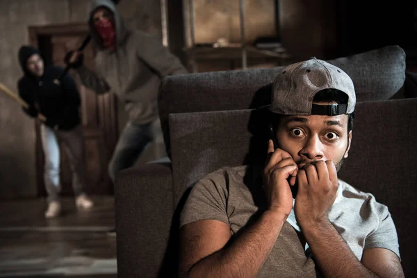 Burglars and scared man — Stock Photo