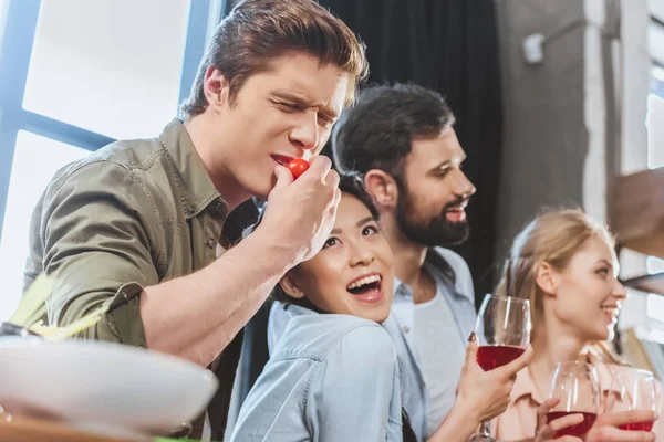 People having fun at home party — Stock Photo