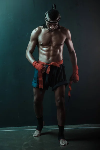 Muay thai fighter — Photo de stock