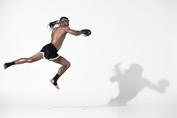 Muay thai lutador — Fotografia de Stock