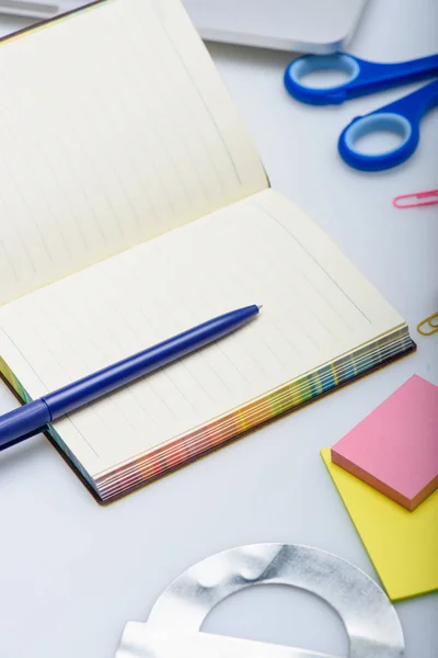 Copybook y material escolar — Stock Photo