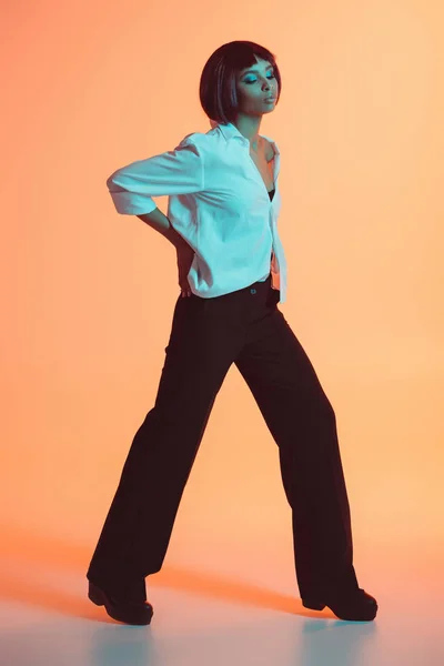 Elegante donna afro-americana — Foto stock