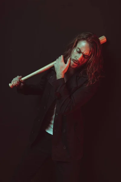 Young man with baseball bat — Stock Photo