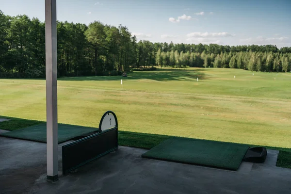 Campo de golfe vazio — Fotografia de Stock