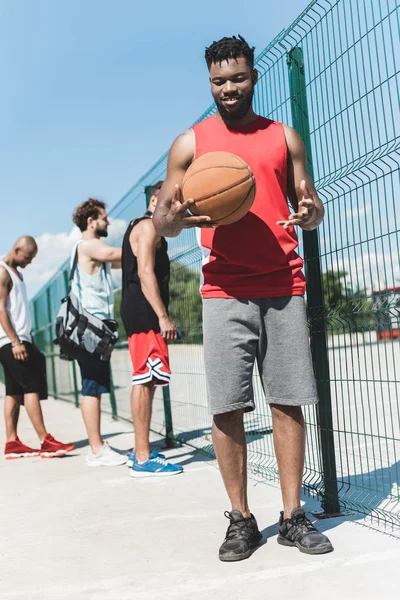 Multicultural basketball team — Stock Photo