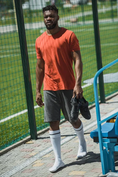 Jogador de futebol americano africano — Fotografia de Stock