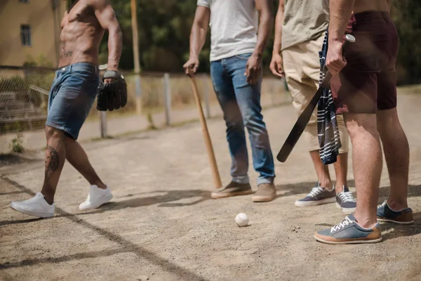 Multiethnic baseball players — Stock Photo