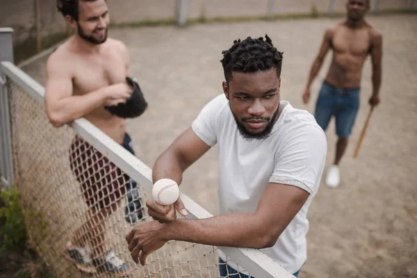 Multiethnic baseball players — Stock Photo