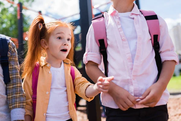 Rousse choquée enfant — Photo de stock