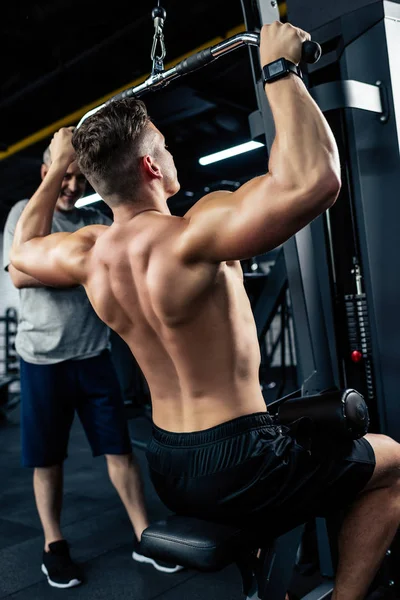 Shirtless sportsman — Stock Photo