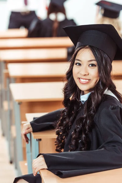 Estudiante chica - foto de stock