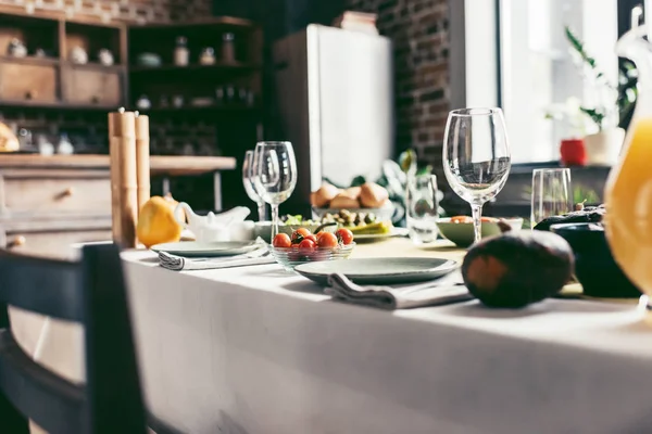 Cena de vacaciones - foto de stock