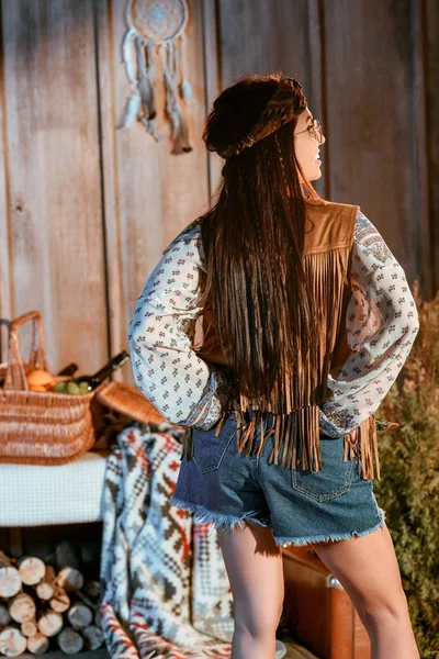 Woman in boho style posing in house — Stock Photo