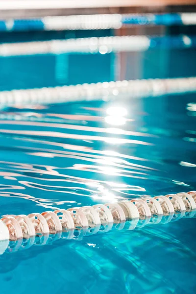 Piscine de compétition — Photo de stock