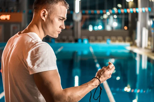 Entrenador de natación — Stock Photo