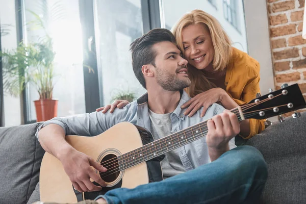 Couple amoureux — Photo de stock