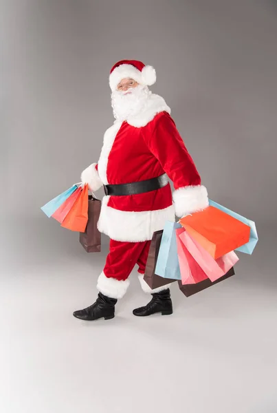 Санта-Клаус з сумками — стокове фото