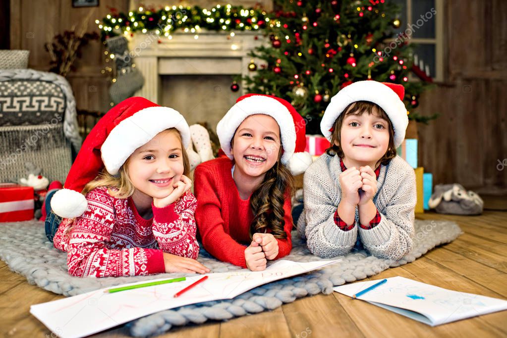 Happy kids drawing picture