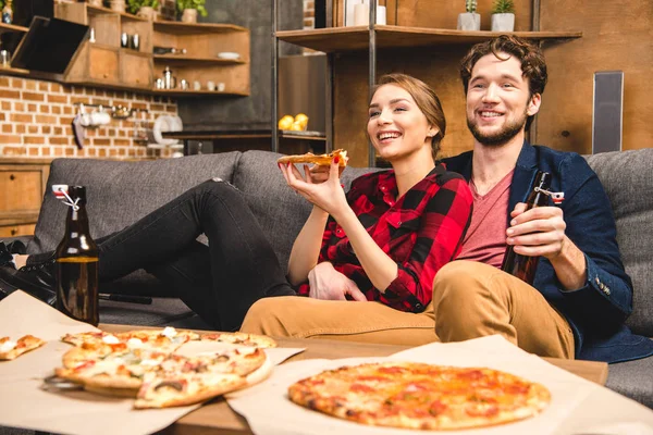 Paar verbringt Zeit miteinander — Stockfoto