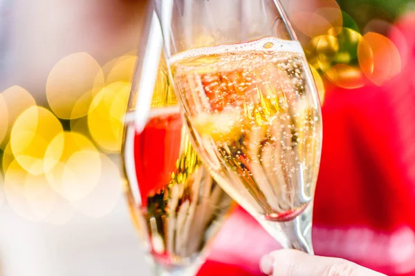 Couple toasting with champagne glasses — Stock Photo, Image