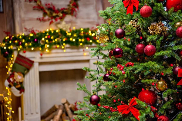 Albero di Natale decorato — Foto Stock