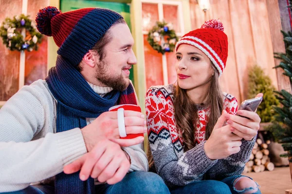 Couple in warm clothes — Stock Photo, Image