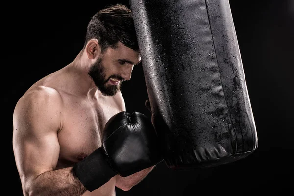 Boxer avec sac de boxe — Photo