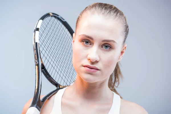 Joueuse de tennis avec raquette — Photo