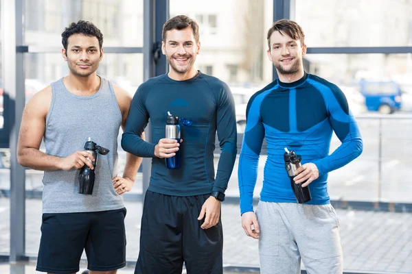 Happy friends at sport club — Stock Photo, Image