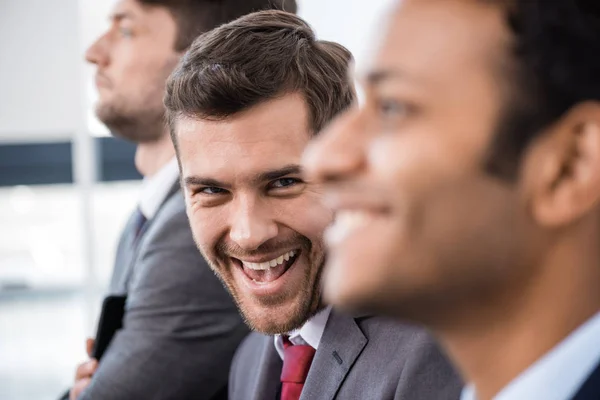 Hombre de negocios emocionado — Foto de Stock