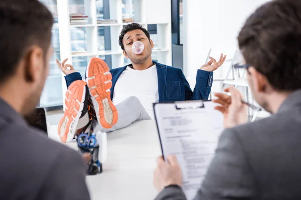 Empresários na entrevista de emprego — Fotografia de Stock