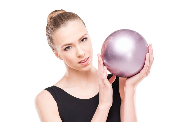 Rhythmische Sportgymnastin mit Ball — kostenloses Stockfoto