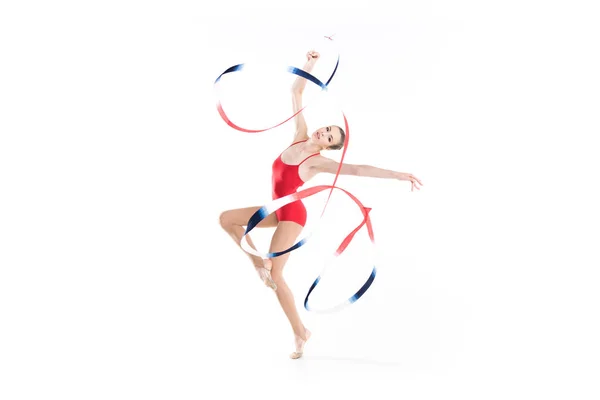 Rhythmische Sportgymnastin turnt mit Seil — Stockfoto