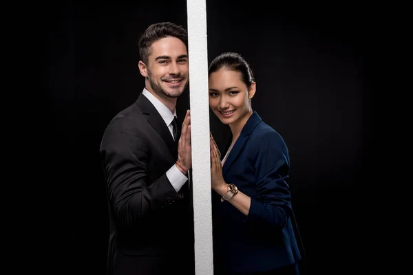 Pareja separada por pared — Foto de Stock