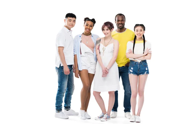 Glückliche junge multiethnische Menschen — Stockfoto