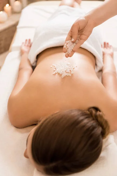 Massage with salt scrub — Stock Photo, Image