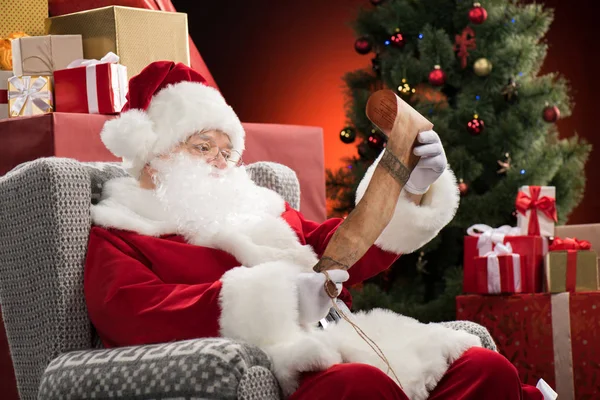 Lista de deseos de lectura de Santa Claus - foto de stock