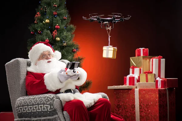 Santa Claus using drone — Stock Photo