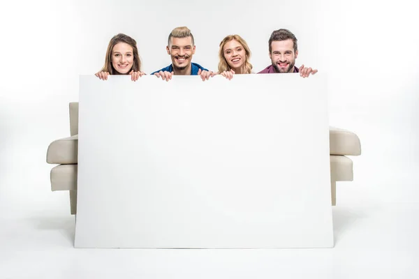 Freunde mit Blankokarte — Stockfoto