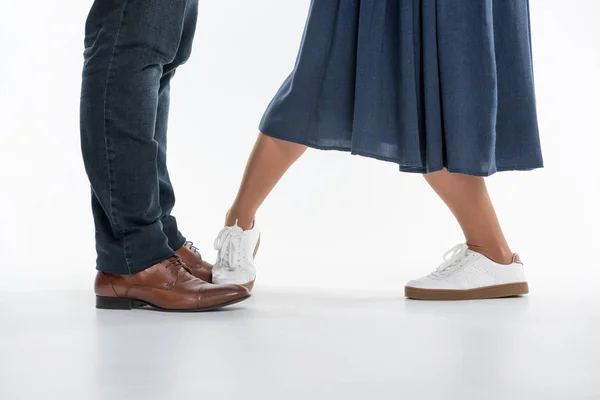 Jambes de l'homme et de la femme — Photo de stock