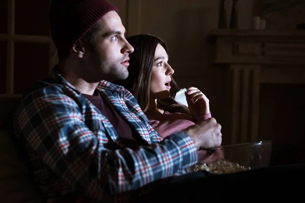 Couple watching movie — Stock Photo