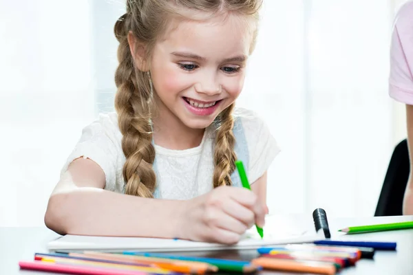 Mãe e filha desenho — Fotografia de Stock