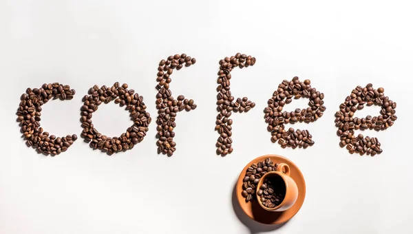 Wort Kaffee aus Kaffeebohnen — Stockfoto