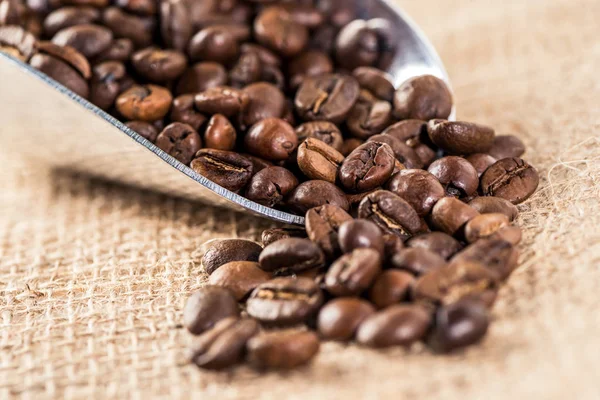 Aromatische Kaffeebohnen — Stockfoto